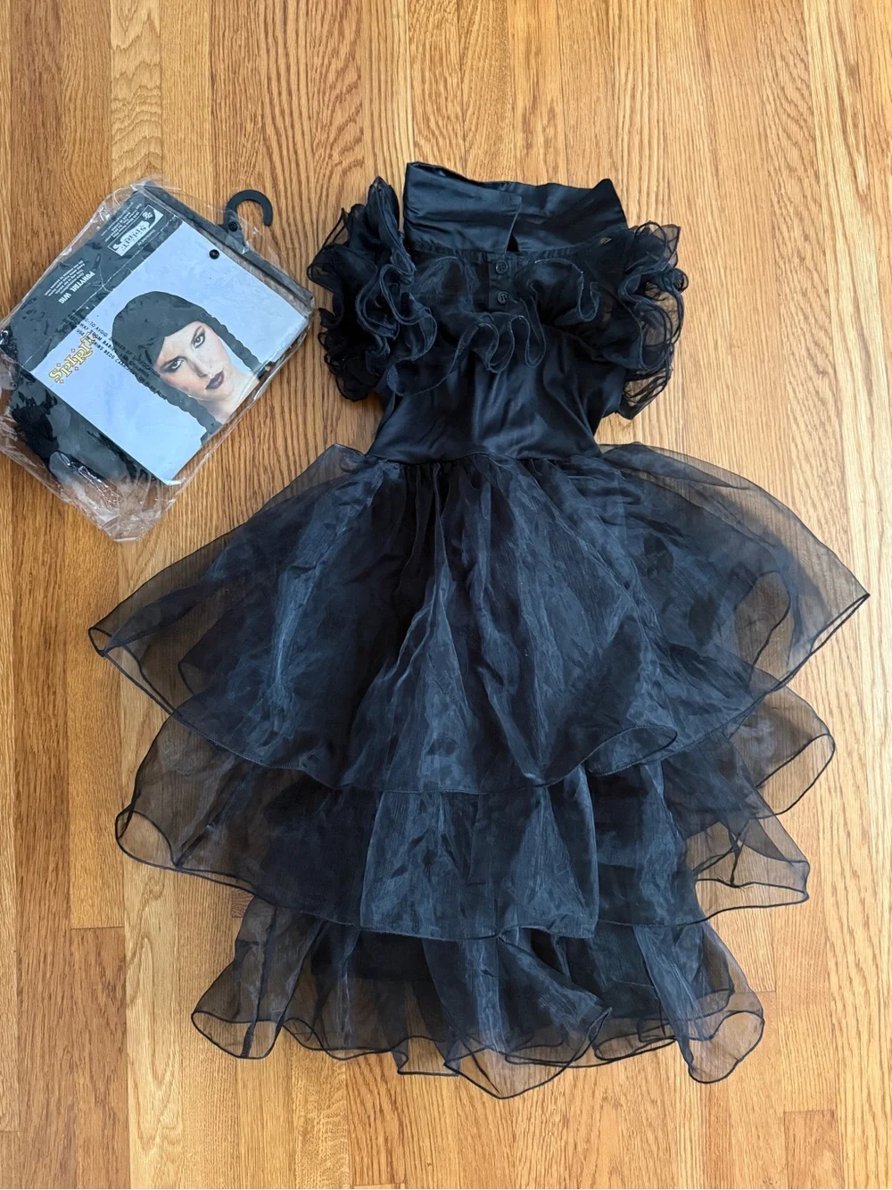 Adam’s Family Wednesday black dress costume and wig M